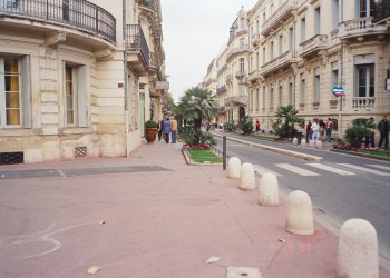 Улица в Монпелье, Франция – фотографии Франции