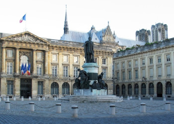 Достопримечательность в Реймсе, Франция. Фото 4 – фотографии Франции