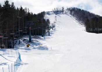 Фанпарк «Бобровый лог» зимой под Красноярском. Фото 1 – фотографии России