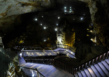 Пещера Шондонг в национальном парке Фонгня-Кебанг – фотографии Вьетнама