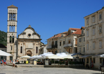 Дома в Хвар, Хорватия – фотографии Хорватии