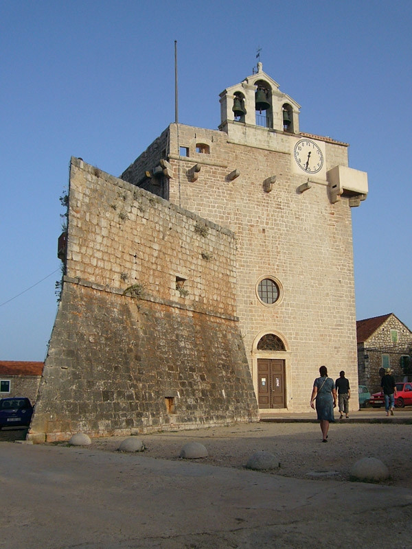 Крепость в Врбоска, Хорватия – фотографии Хорватии