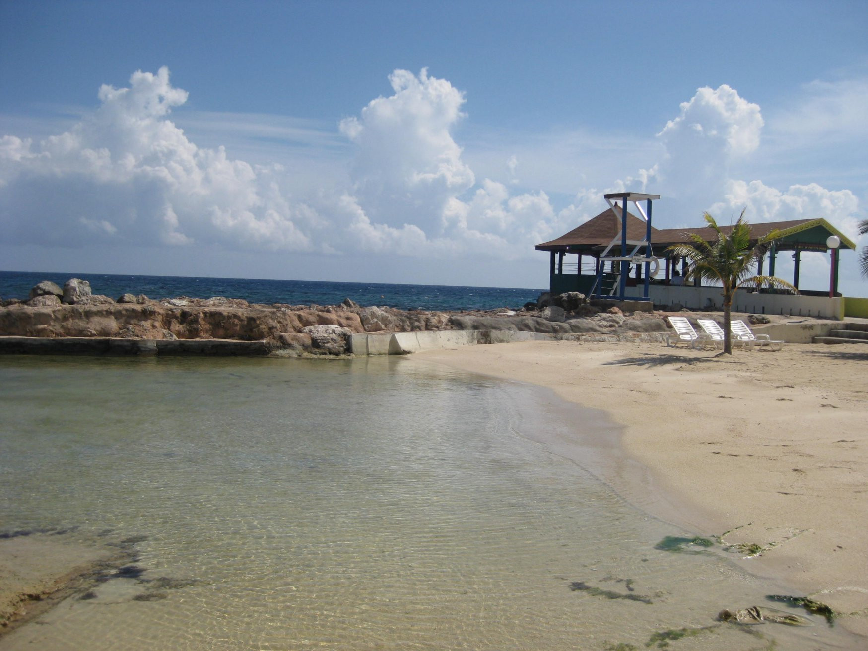 Пляж в Ранэвэй Бэй, Ямайка. Фото 12 – фотографии Ямайки