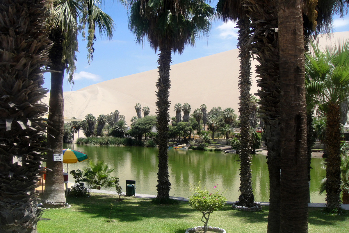 Хуакачина (Huacachina) - небольшой оазис в Перу – фотографии Перу