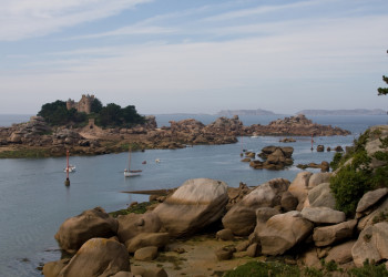 Берега в Плуманаке, Франция – фотографии Франции