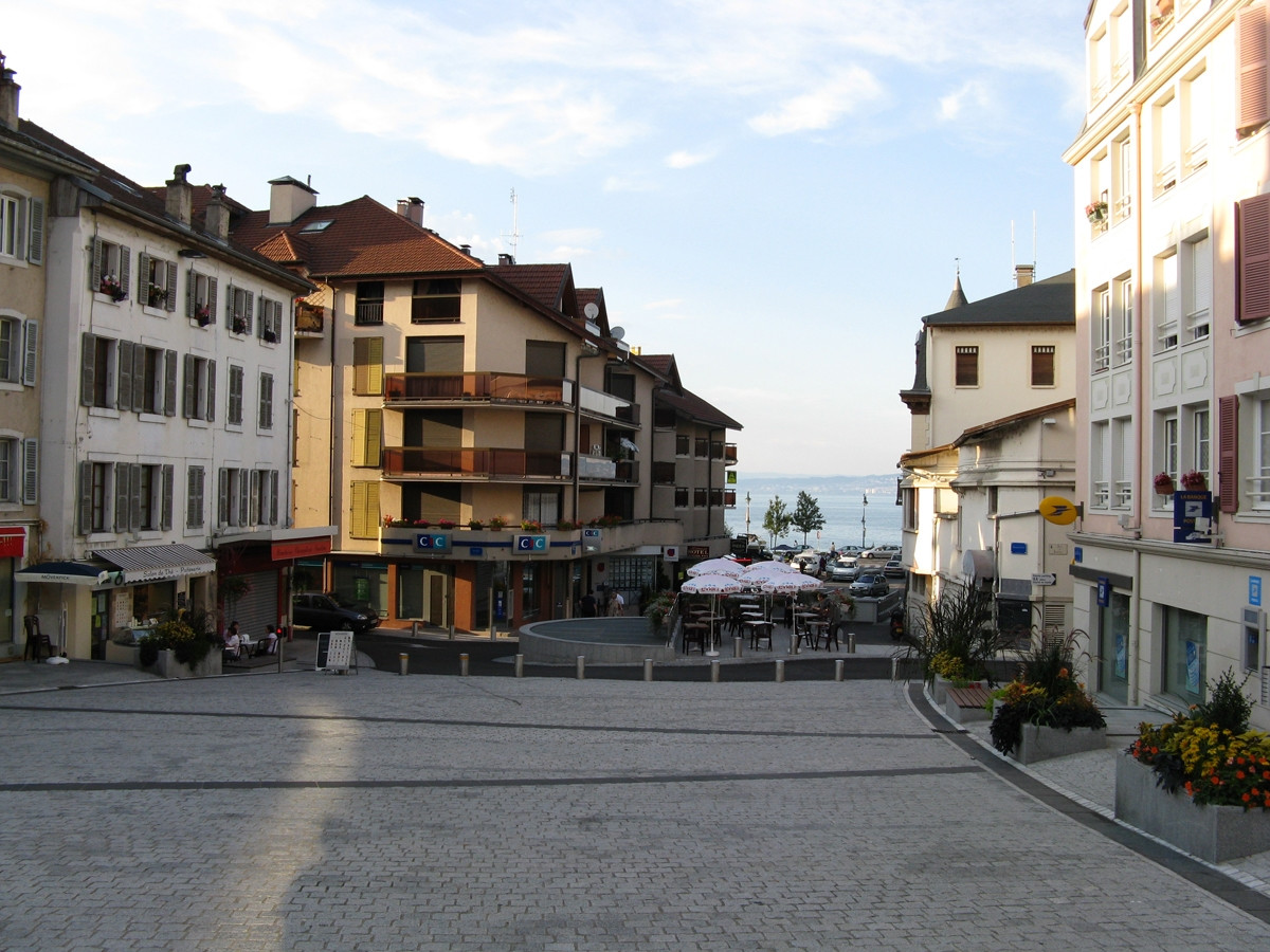 Дома в Эвиан-ле-Бен, Франция. Фото 6 – фотографии Франции