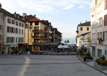 Дома в Эвиан-ле-Бен, Франция. Фото 6 – фотографии Франции