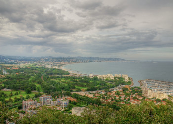 Панорамный вид в Манделье-ля-Напуль, Франция. Фото 1 – фотографии Франции