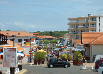 Люди в Бикарроссе, Франция. Фото 1 – фотографии Франции