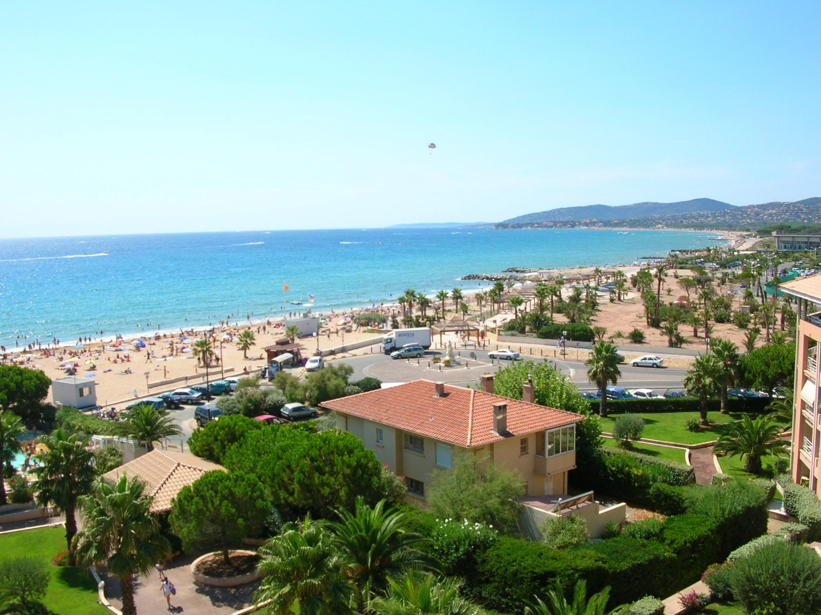 Пляж в Фрежюсе, Франция. Фото 1 – фотографии Франции