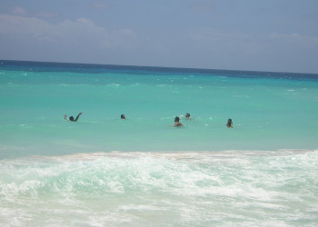 St.Lawrence Bay, South Coast, Barbados – фотографии Барбадоса