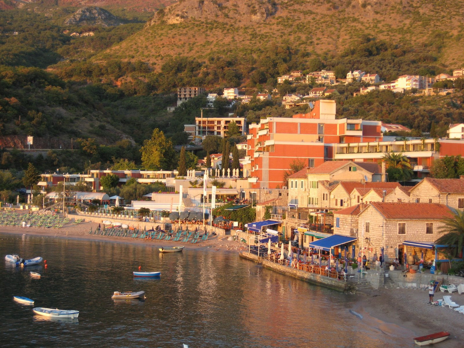 Пляж в Пржно, Черногория – фотографии Черногории