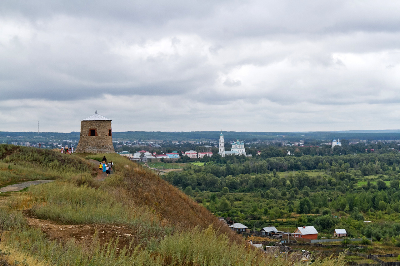 Вид с Чёртова городища на Елабугу – фотографии России