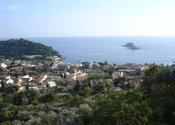 Панорамный вид в Петровац, Черногория. Фото 1 – фотографии Черногории