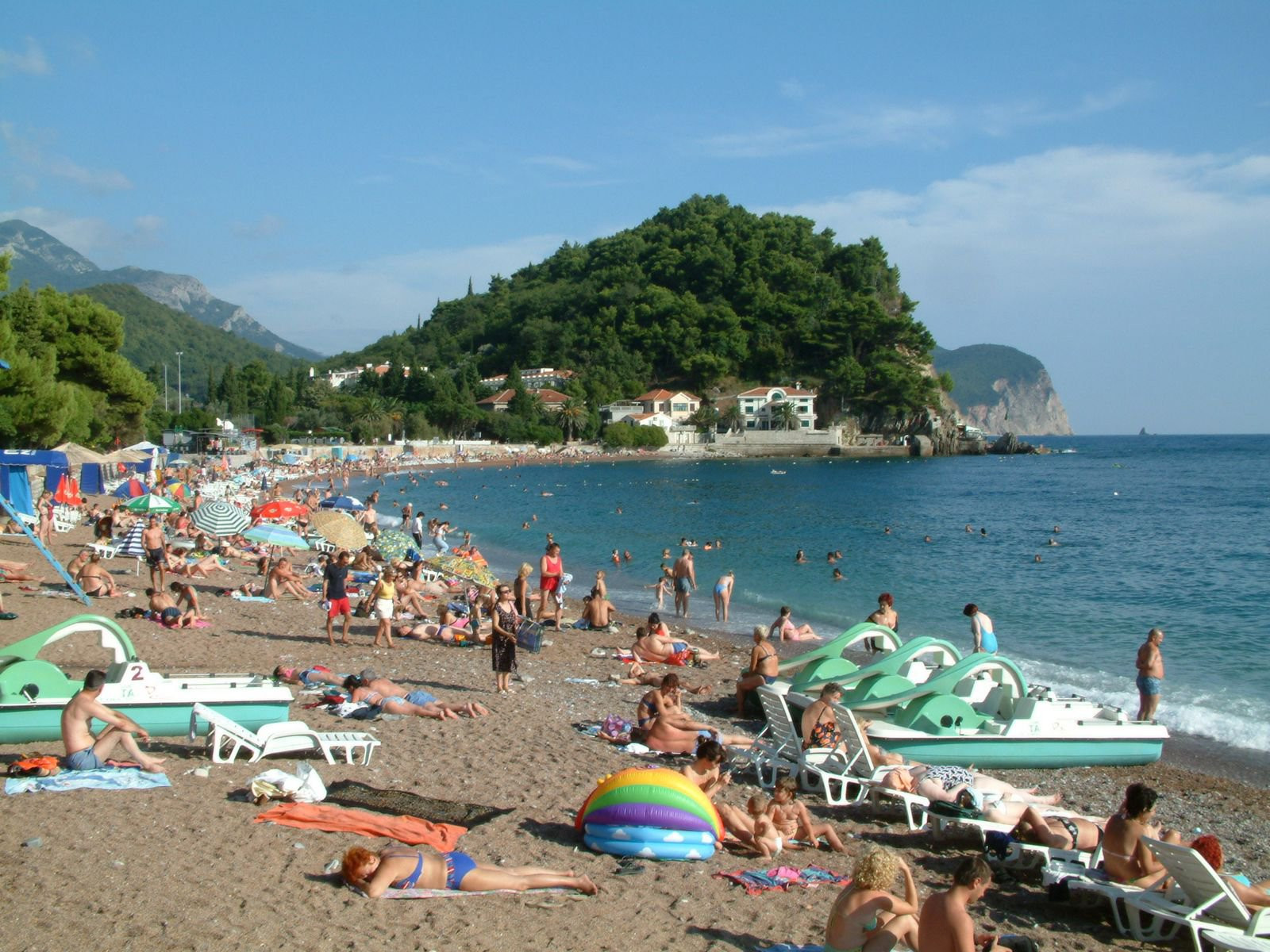 Пляж в Петровац, Черногория. Фото 14 – фотографии Черногории