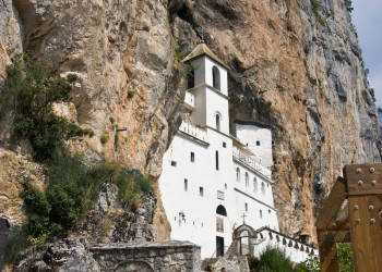 Горный Монастырь в Даниловграде, Черногория. Фото 12 – фотографии Черногории