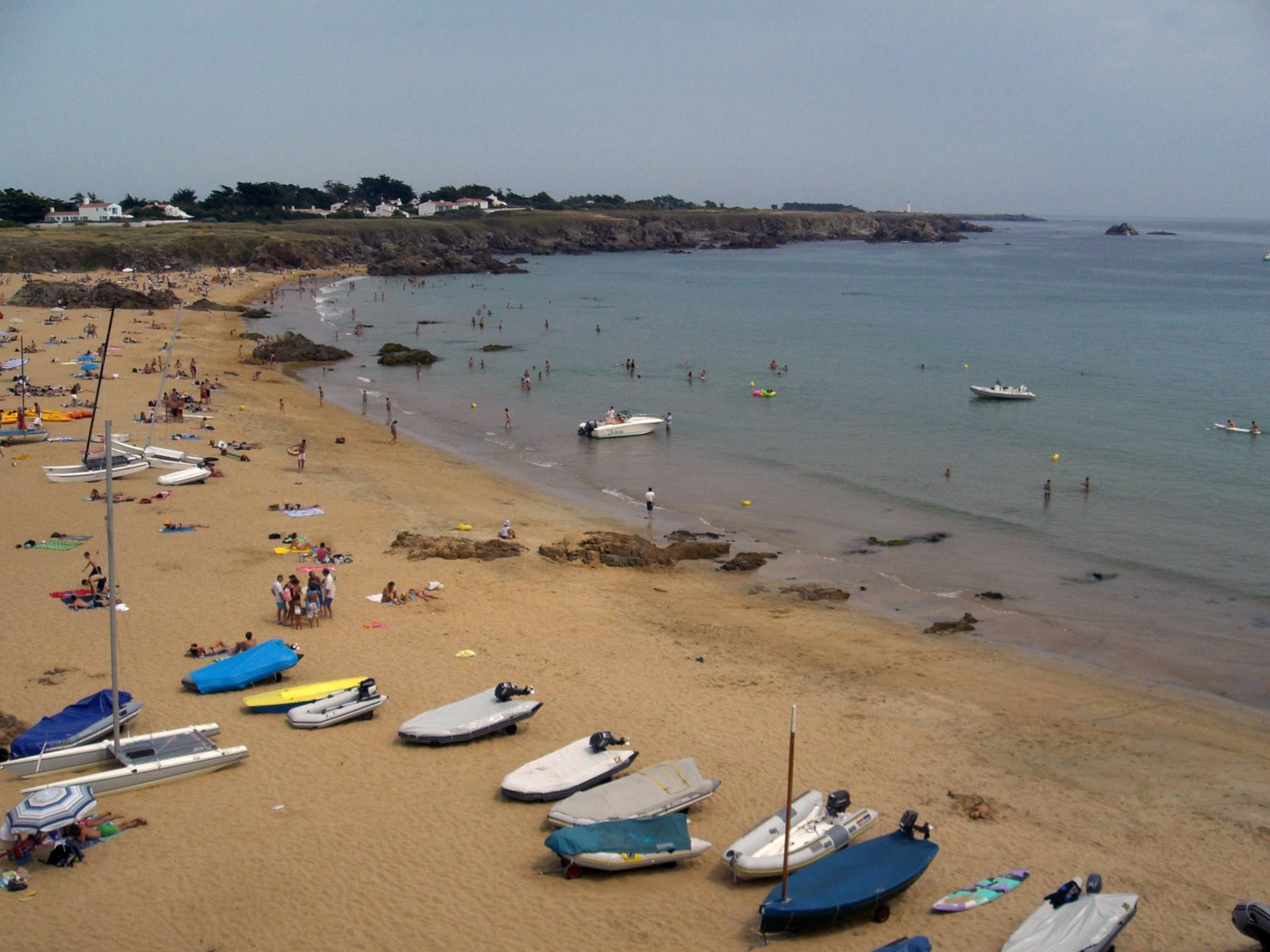 Пляж в Иль-Дье, Франция – фотографии Франции