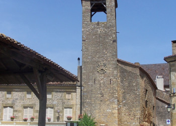 Башня в Бельве, Франция – фотографии Франции