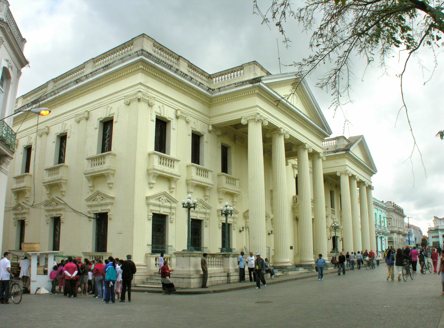 Музей в Санта-Клара, Куба. Фото 1 – фотографии Кубы