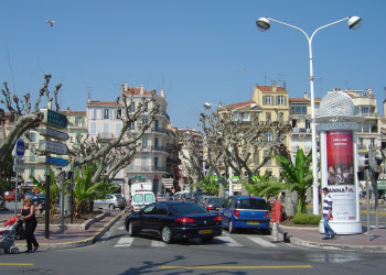 Улица в Канне, Франция. Фото 1 – фотографии Франции