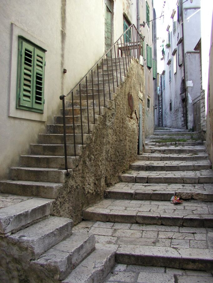 Улица в Шибеник, Хорватия. Фото 5 – фотографии Хорватии