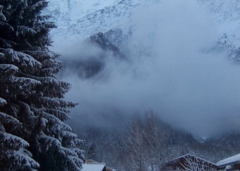 Деревня в Лез-Уш, Франция. Фото 3 – фотографии Франции