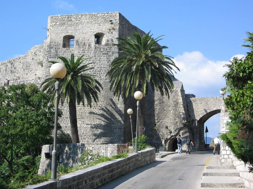 Крепость в Херцег-Нови, Черногория. Фото 6 – фотографии Черногории