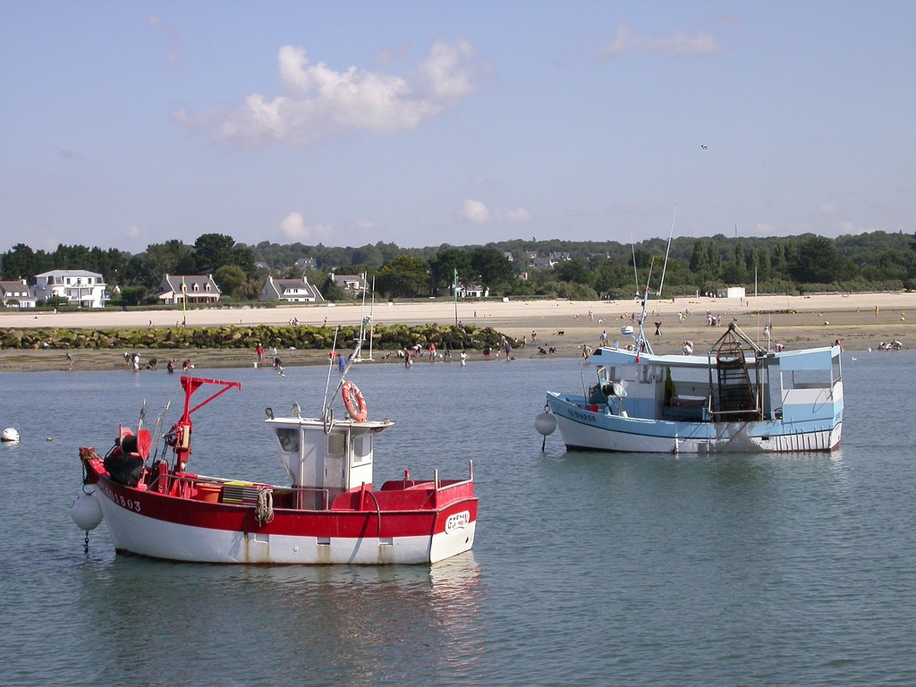 Яхты и катера в Фуэнане, Франция. Фото 2 – фотографии Франции