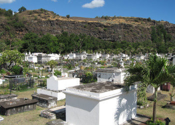 Кладбище в Сен-Поль, остров Реюньон. Фото 1 – фотографии Реюньона