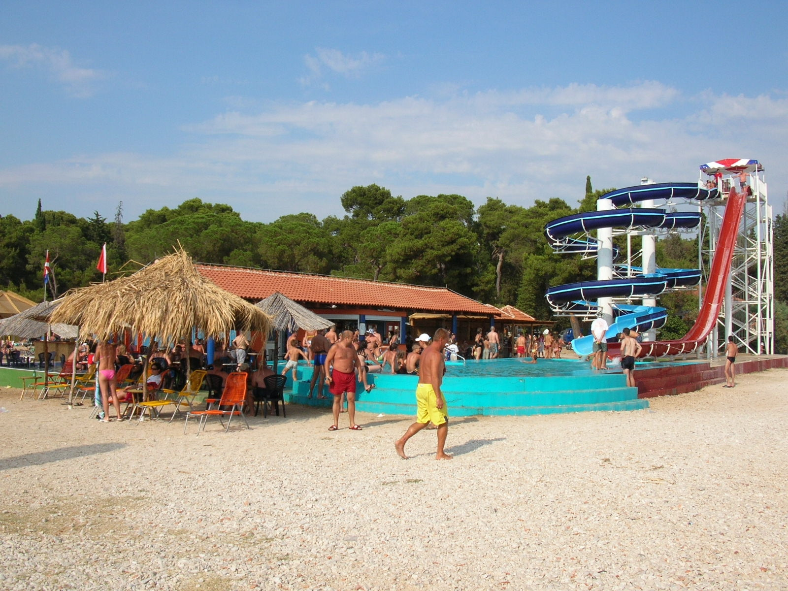 Развлечения на пляже в Биограде, Хорватия – фотографии Хорватии