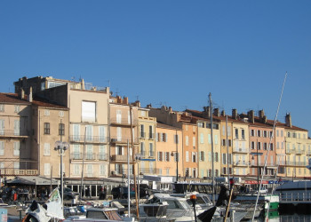 Дома в Сен-Максим, Франция. Фото 2 – фотографии Франции