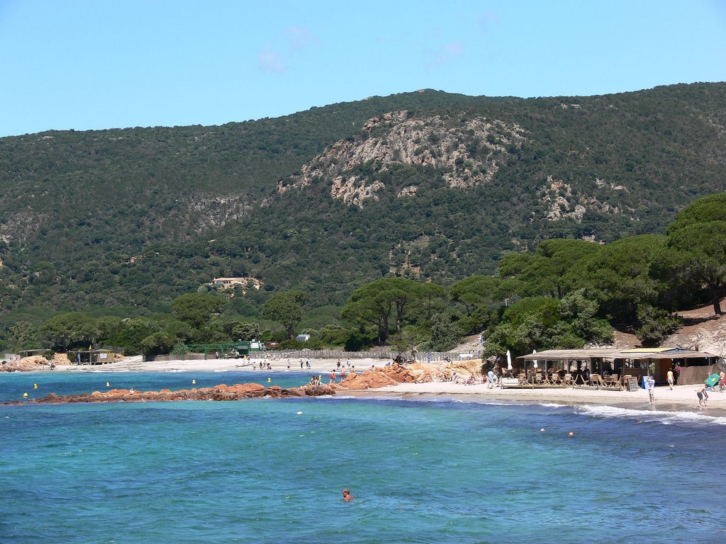 Горы в Порто-Векьо, Франция – фотографии Франции