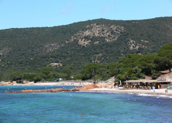 Горы в Порто-Векьо, Франция – фотографии Франции