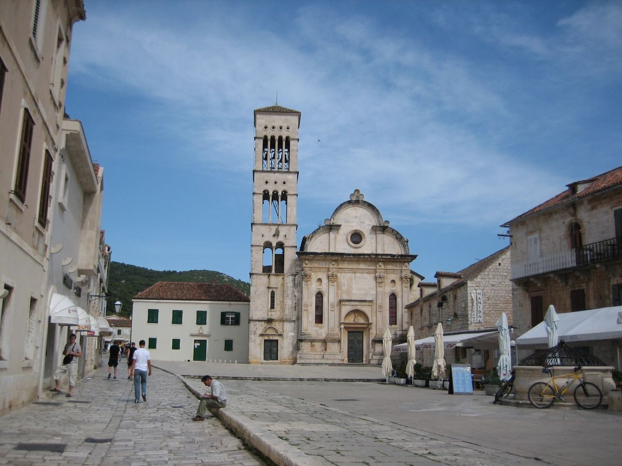 Площадь в Хвар, Хорватия – фотографии Хорватии
