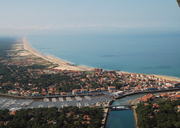 Панорамный вид в Капбретоне, Франция – фотографии Франции