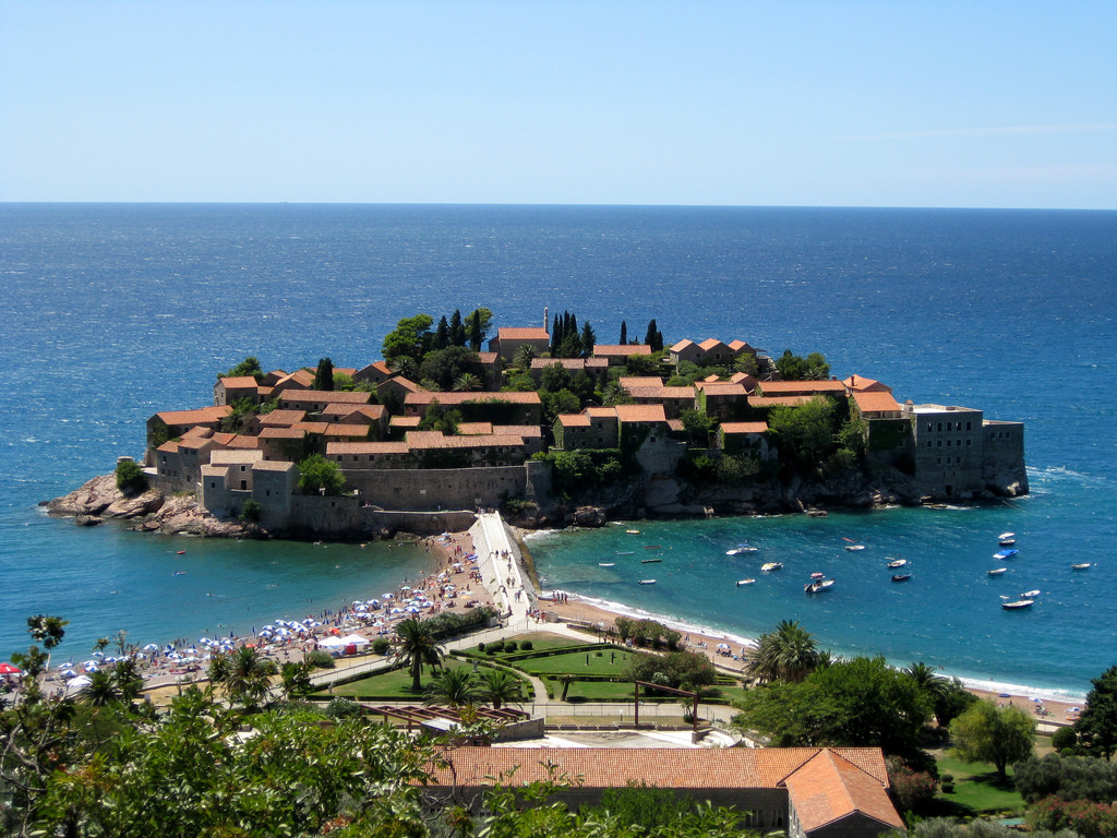 Знаменитый остров-отель Святой Стефан, Черногория. Фото 1 – фотографии Черногории