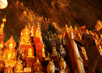 Статуи в пещере – фотографии Мьянмы