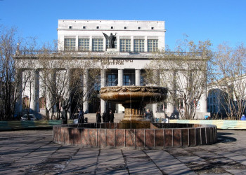 Фонтан в Воркуте, Россия – фотографии России