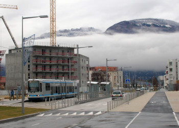 Улица в Гренобле, Франция. Фото 6 – фотографии Франции