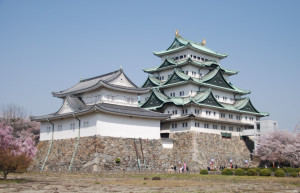 Nagoya_Castle_Tower_in_Spring – фотографии Японии