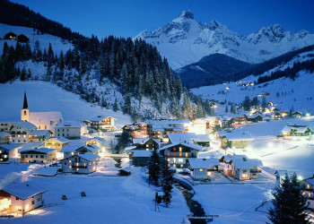 Ночные огни Бад Гаштайна. Австрия – фотографии Австрии