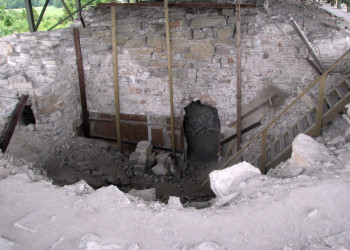 Руины замка Мааси (Maasilinn) на острове Сааремаа – фотографии Эстонии