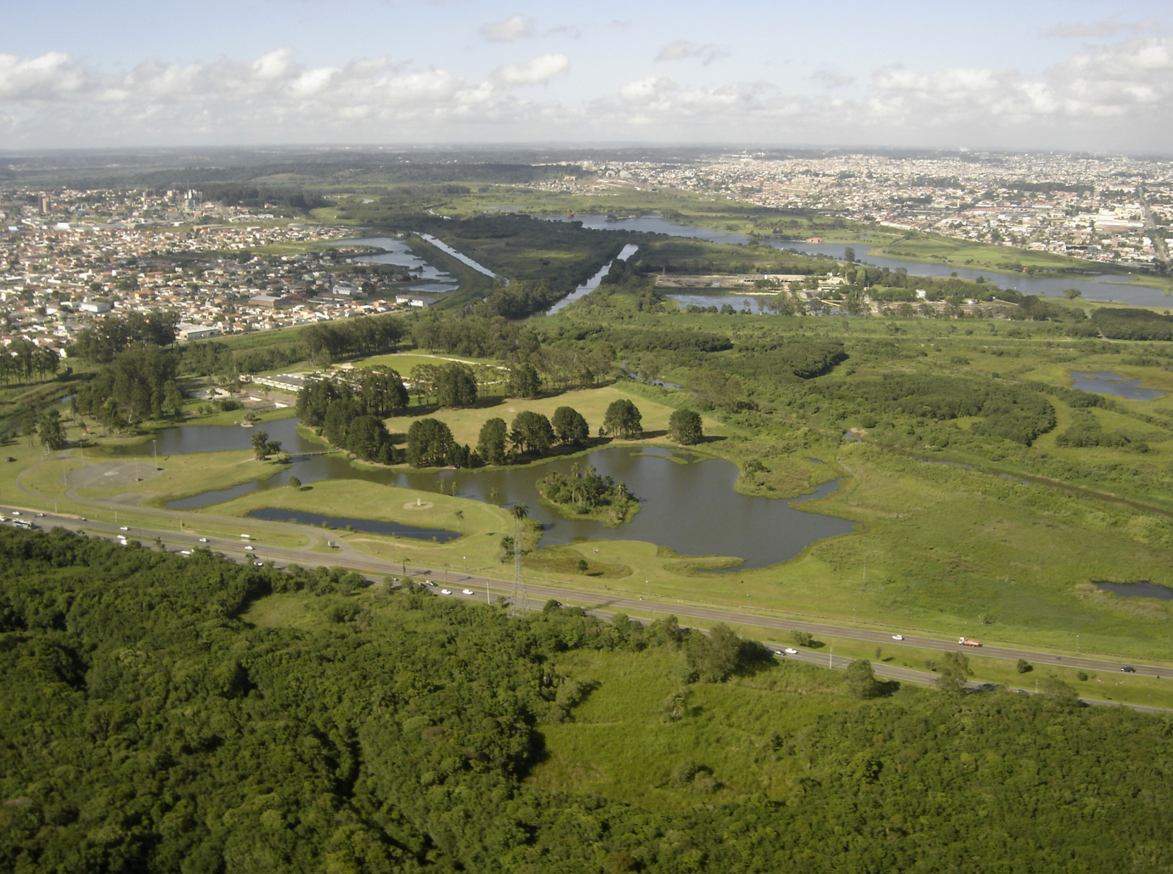 Парк Игуасу в Куритибе – фотографии Бразилии