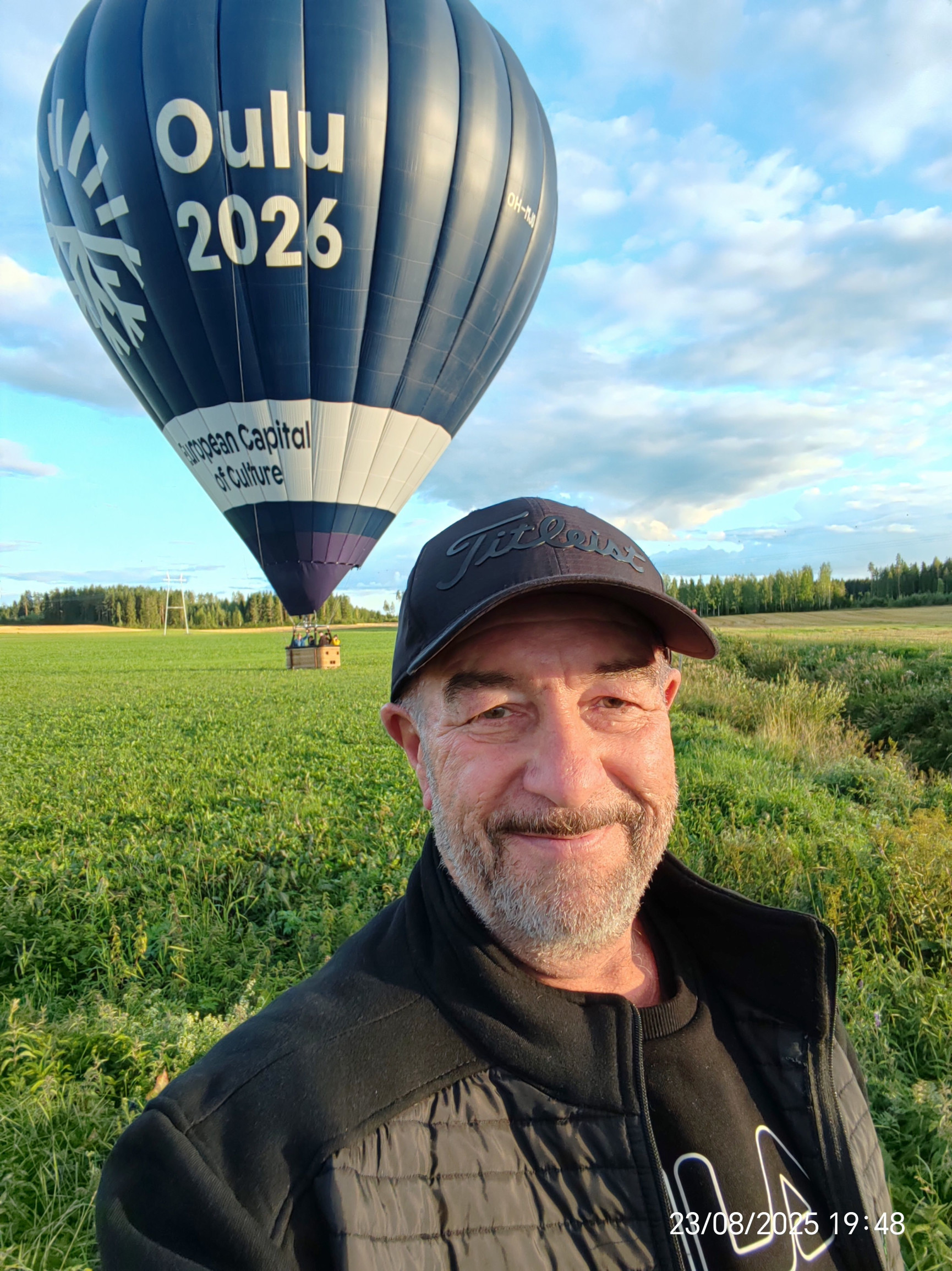 В Небо – фотографии