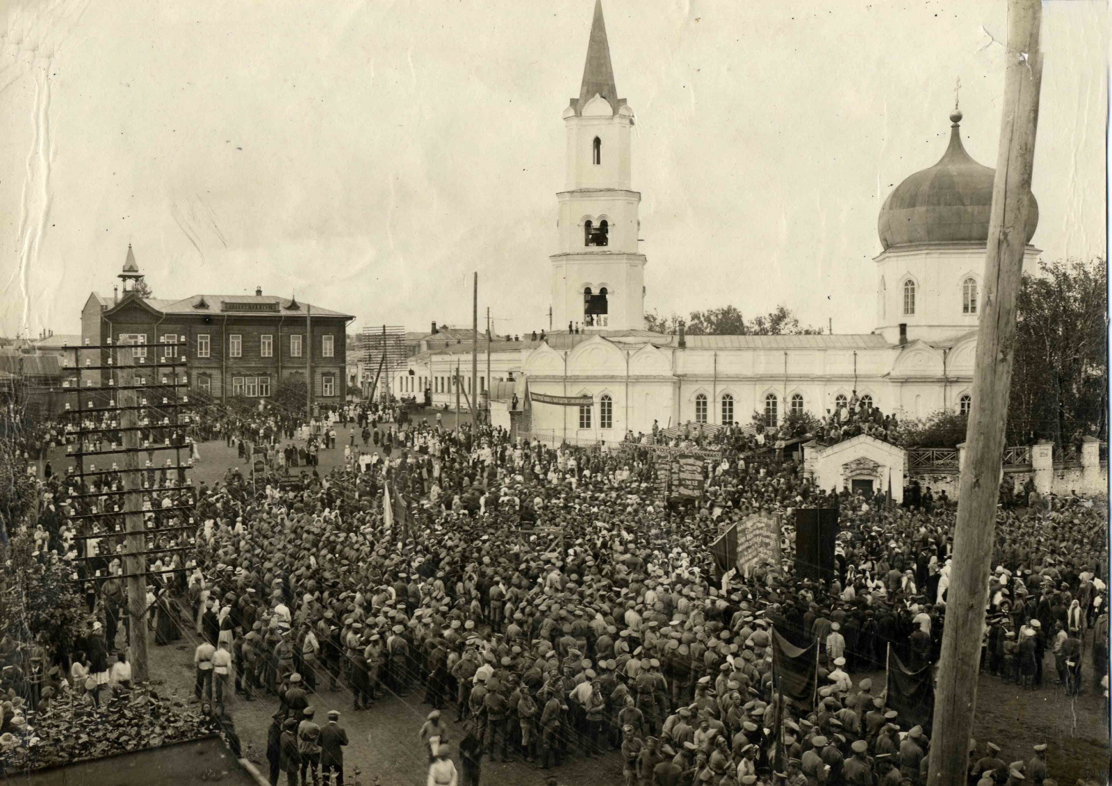 Барнаул, Митинг 1 мая 1917 года на Соборной площади – фотографии России