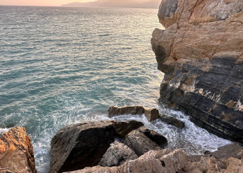 Пещера Yanışlı Beach Cave, район Гульнар, провинция Мерсин, фото 1 – фотографии Турции
