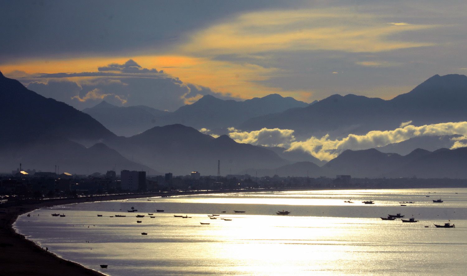 Закат в Дананге – фотографии Вьетнама