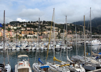 Порт в Ментоне, Франция. Фото 1 – фотографии Франции