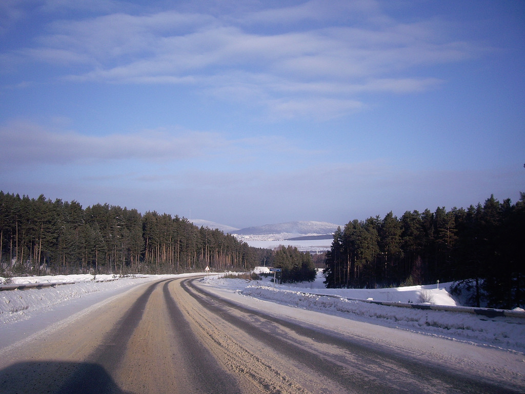 Дорога в районе Белорецка в Башкортостане. Фото 1 – фотографии России