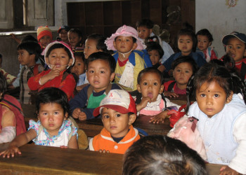 Местная школа – фотографии Непала